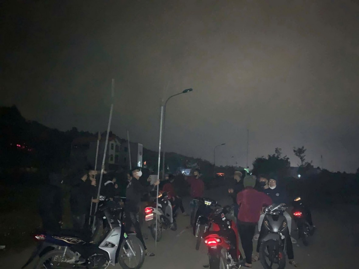 Xuất hiện tình trạng nhóm thanh niên đi mô tô cầm hung khí, lạng lách, đánh võng