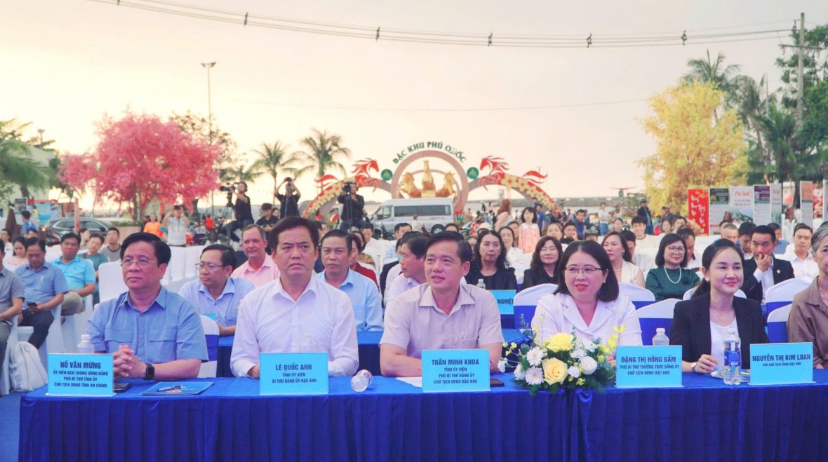 Ra mắt Đội phản ứng nhanh du lịch, bảo vệ du khách tại Đặc khu Phú Quốc