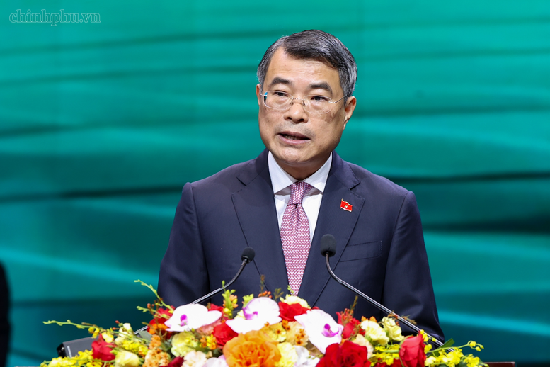 Thủ tướng đề nghị cộng đồng doanh nghiệp tập trung vào 5 nhiệm vụ trọng tâm để thương hiệu Việt thực sự vươn xa- lớn mạnh