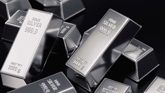 Giá bạc liên tục lập đỉnh, tăng tới gần 170% trong một năm, điều gì đang xảy ra?