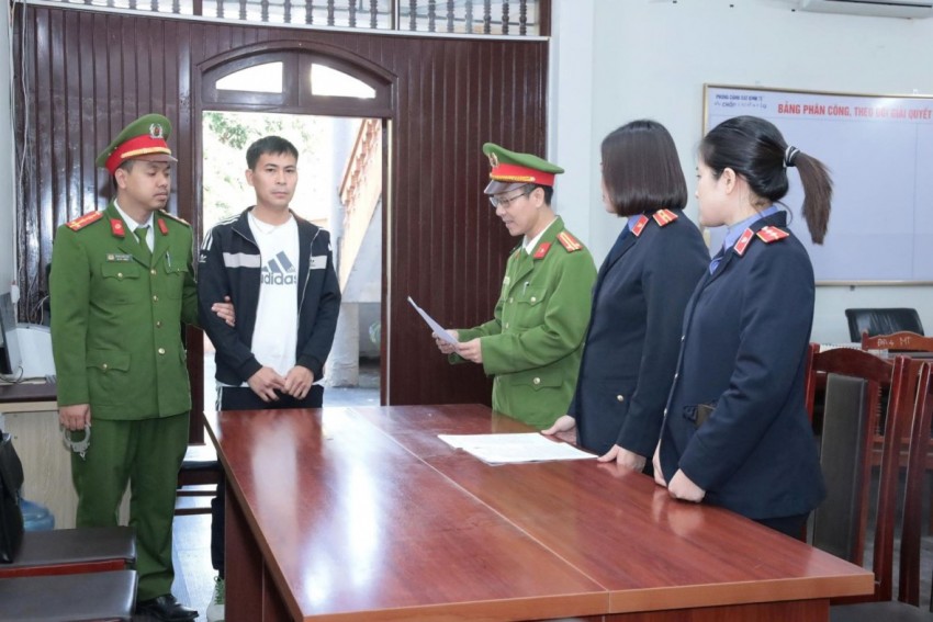 Cơ quan cảnh sát điều tra Công an tỉnh phối hợp với Viện kiểm sát nhân dân khu vực 1, tỉnh Hưng Yên tiến hành tống đạt các thủ tục tố tụng và thực hiện Lệnh bắt bị can để tạm giam đối với Nguyễn Văn Tuyền.