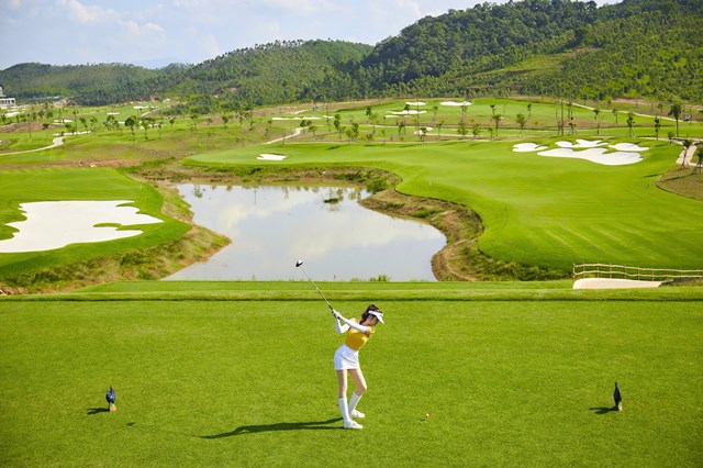 Hoa hậu Đỗ Mỹ Linh trở thành Đại sứ thương hiệu Văn Lang Empire T&T Golf Club - Biểu tượng giao thoa giữa thể thao tinh hoa và giá trị văn hóa Việt Nam - Ảnh 1