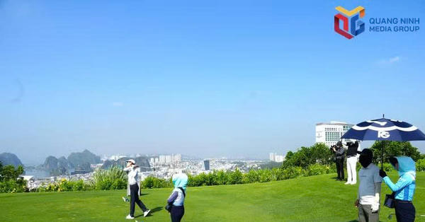 Quảng Ninh dự kiến đón 1.000 khách du lịch golf Hàn Quốc trong những tháng cuối năm