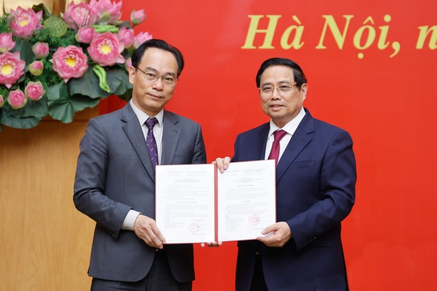 Thủ tướng Chính phủ trao các Quyết định bổ nhiệm Phó Bí thư Đảng ủy Chính phủ và lãnh đạo 4 bộ, cơ quan ngang Bộ