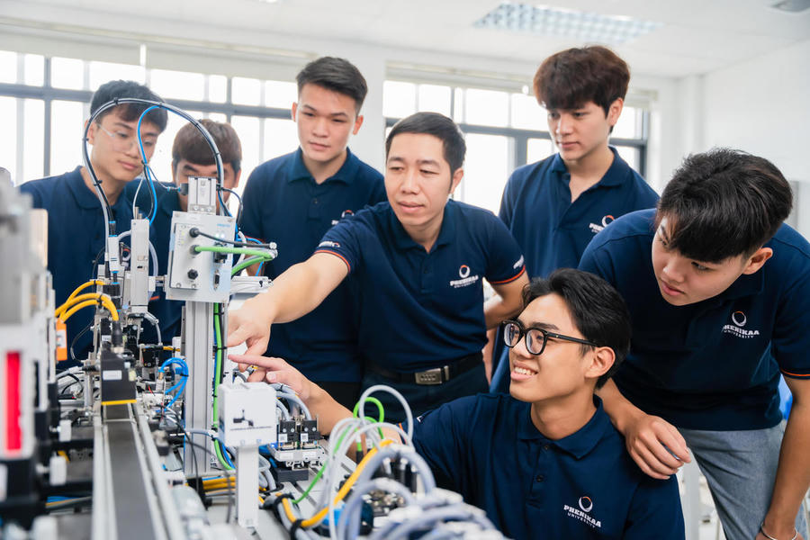 22-50 - 24-35 điểm để xét học bổng ngành chiến lược