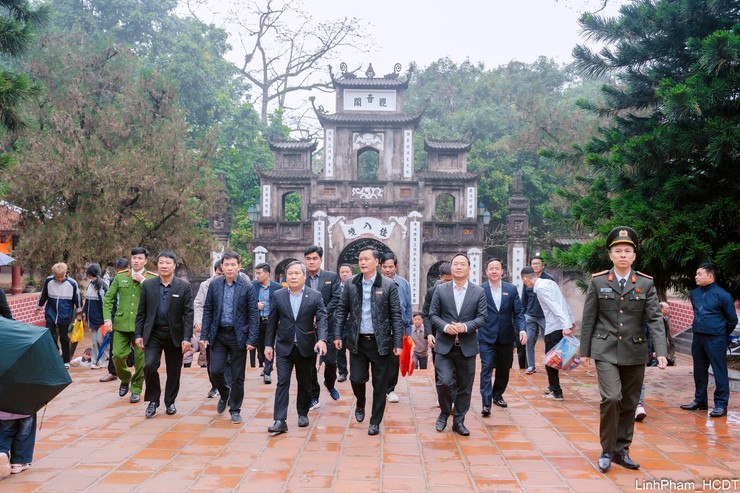 Ông Vũ Đại Thắng kiểm tra công tác tổ chức Lễ hội Du lịch Chùa Hương năm 2026