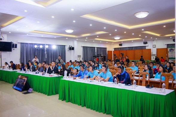 Herbalife Vietnam đồng hành cùng Liên Đoàn Bóng Đá Việt Nam tổ chức buổi đào tạo về dinh dưỡng thể thao nâng cao cho các huấn luyện viên và cầu thủ bóng đá - Ảnh 1