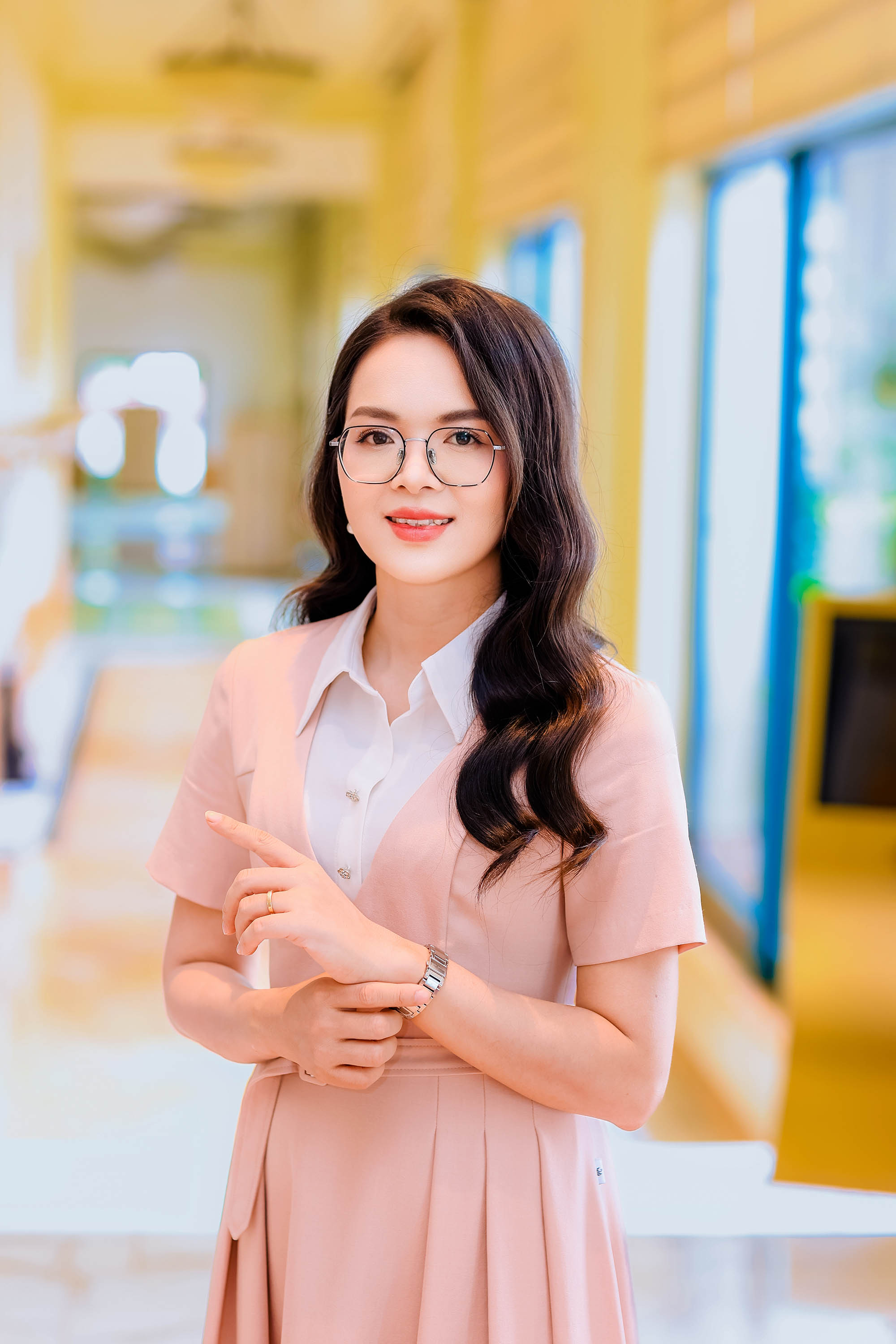 Phạm Thị Giang - Giám đốc Công ty TNHH Đại lý Thuế Việt Luật: "Khó nhất là giữ mình, giữ sự chính trực để không lạc lối" - Ảnh 3