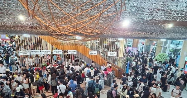 Gần 19.500 lượt du khách đi các tuyến đảo Vân Đồn, Cô Tô trong ngày 30/4