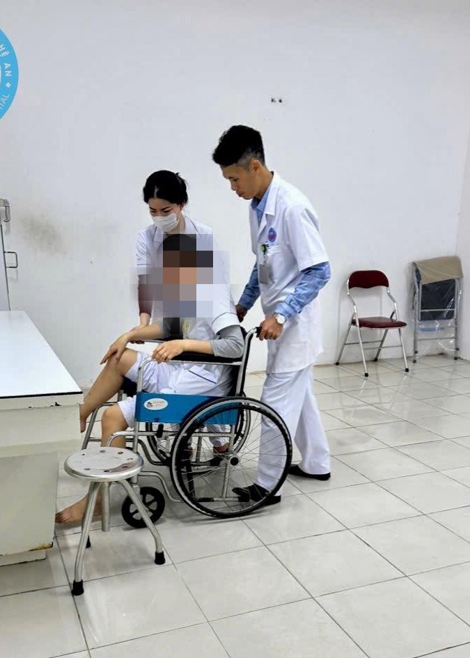 Hiểm nguy phía sau công bệnh thầm lặng của Y, Bác sỹ BV Tâm thần Nghệ An. Hiểm nguy phía sau công bệnh thầm lặng của Y, Bác sỹ BV Tâm thần Nghệ An.