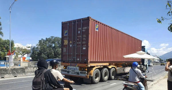 Nữ giáo viên tử vong sau va chạm với xe đầu kéo trên Quốc lộ 1A ở Khánh Hòa