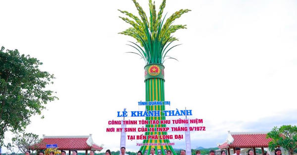 Khánh thành Khu tưởng niệm thanh niên xung phong hy sinh tại bến phà Long Đại