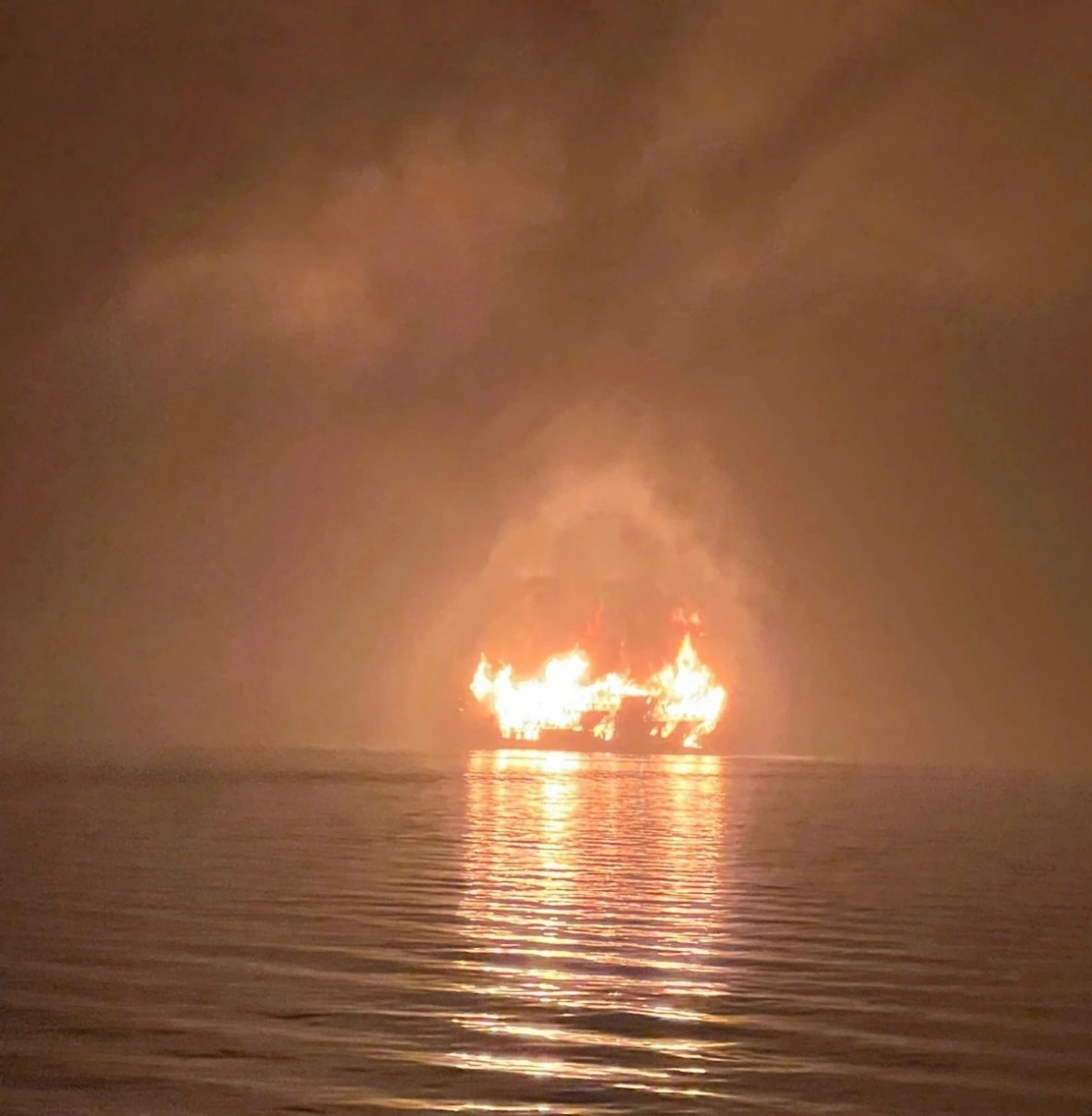 Kiểm tra, rà soát điều kiện an toàn, kỹ thuật của toàn bộ tàu du lịch trên Vịnh Hạ Long Kiểm tra, rà soát điều kiện an toàn, kỹ thuật của toàn bộ tàu du lịch trên Vịnh Hạ Long