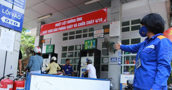 Chiều nay, giá xăng dầu đồng loạt giảm giá