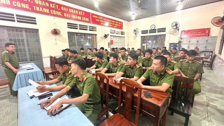 Công an phường Trảng Dài tổng rà soát cư trú, bảo đảm an ninh, an toàn phục vụ Đại hội Đảng