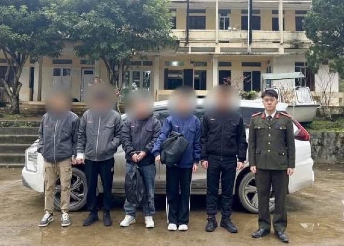 Phát hiện 5 người Trung Quốc xuất nhập cảnh trái phép