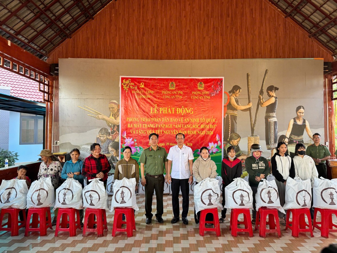 Công an tỉnh Đồng Nai: Đẩy mạnh an sinh xã hội, dân vận gắn với phát động phong trào toàn dân bảo vệ ANTQ tại xã Bom Bo