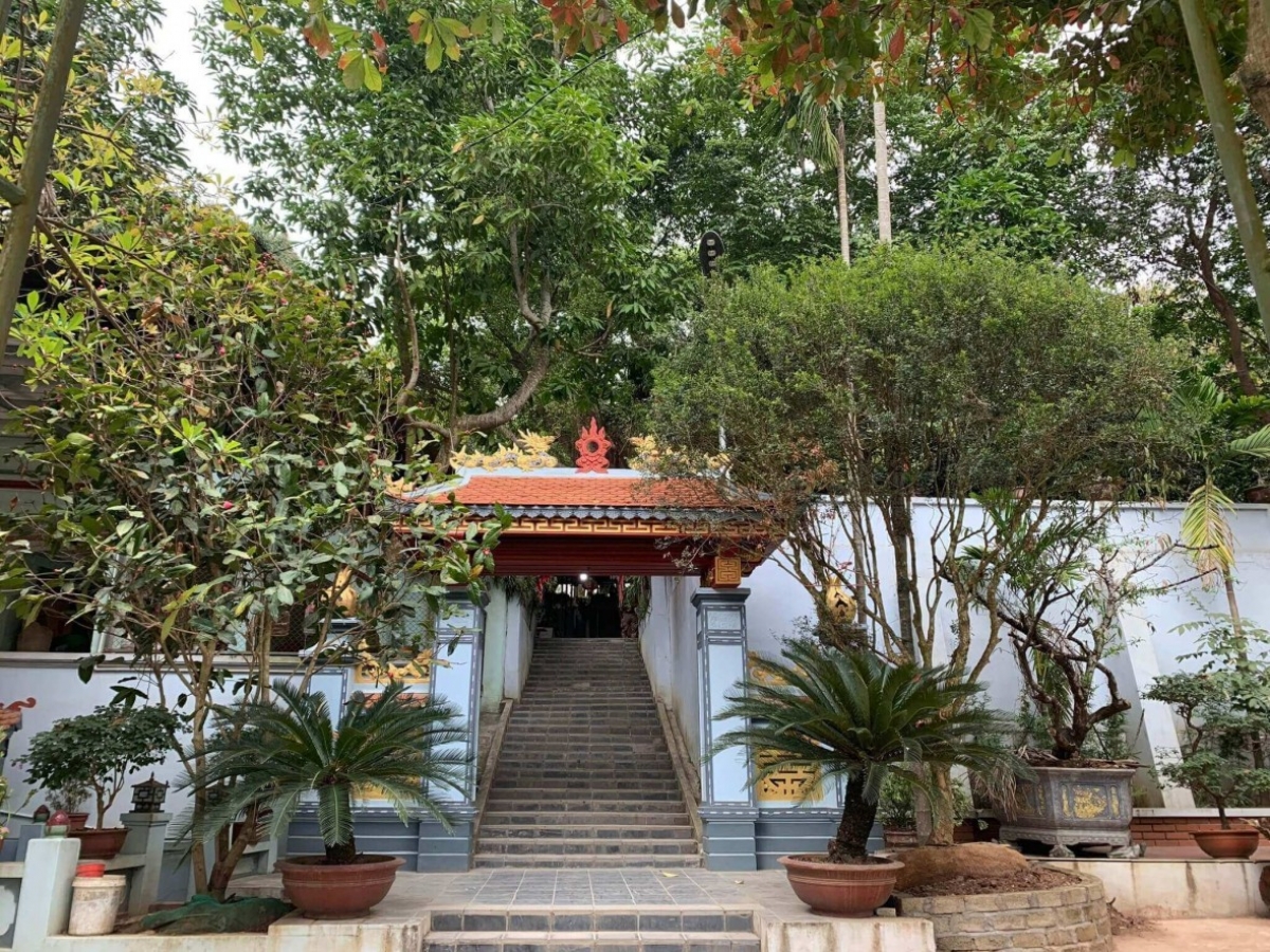 Lào Cai quản lý, sử dụng hợp lý tiền công đức tại các khu di tích