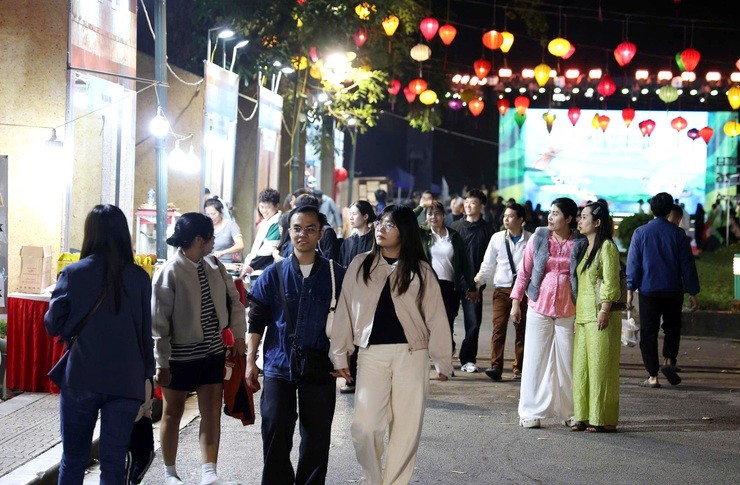 Gần 80.000 lượt khách trải nghiệm tại Lễ hội Du lịch Hà Nội 2026