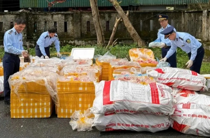 Số hàng hóa không rõ nguồn gốc Số hàng hóa không rõ nguồn gốc