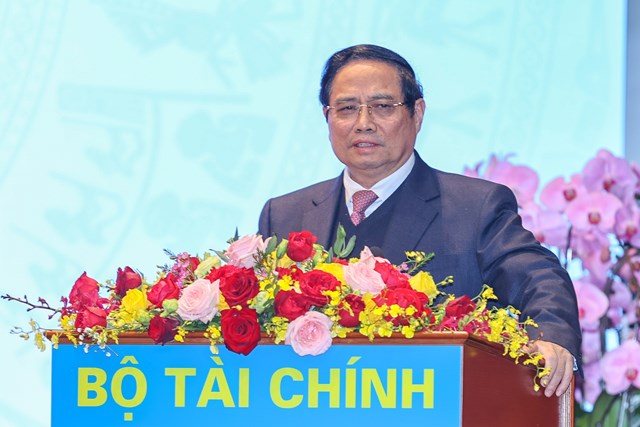 Thủ tướng chỉ r&otilde; nh&oacute;m nhiệm vụ, giải ph&aacute;p trọng t&acirc;m, cụ thể cần tập trung thực hiện - Ảnh: VGP/Nhật Bắc