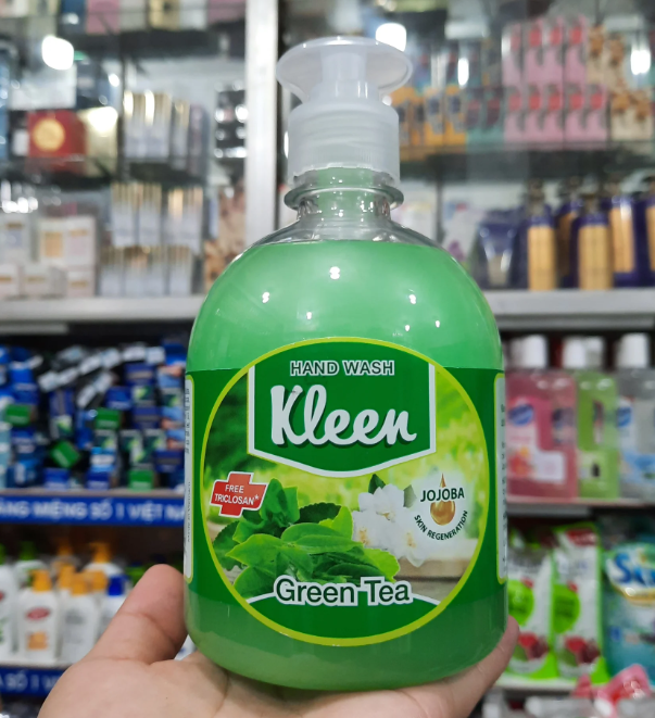 Sữa rửa tay Kleen - hương trà xanh.