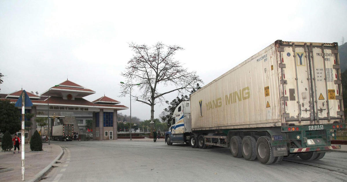 Xuất nhập khẩu qua cửa khẩu quốc tế Thanh Thủy: Tăng trưởng gắn với nâng cao hiệu quả thông quan