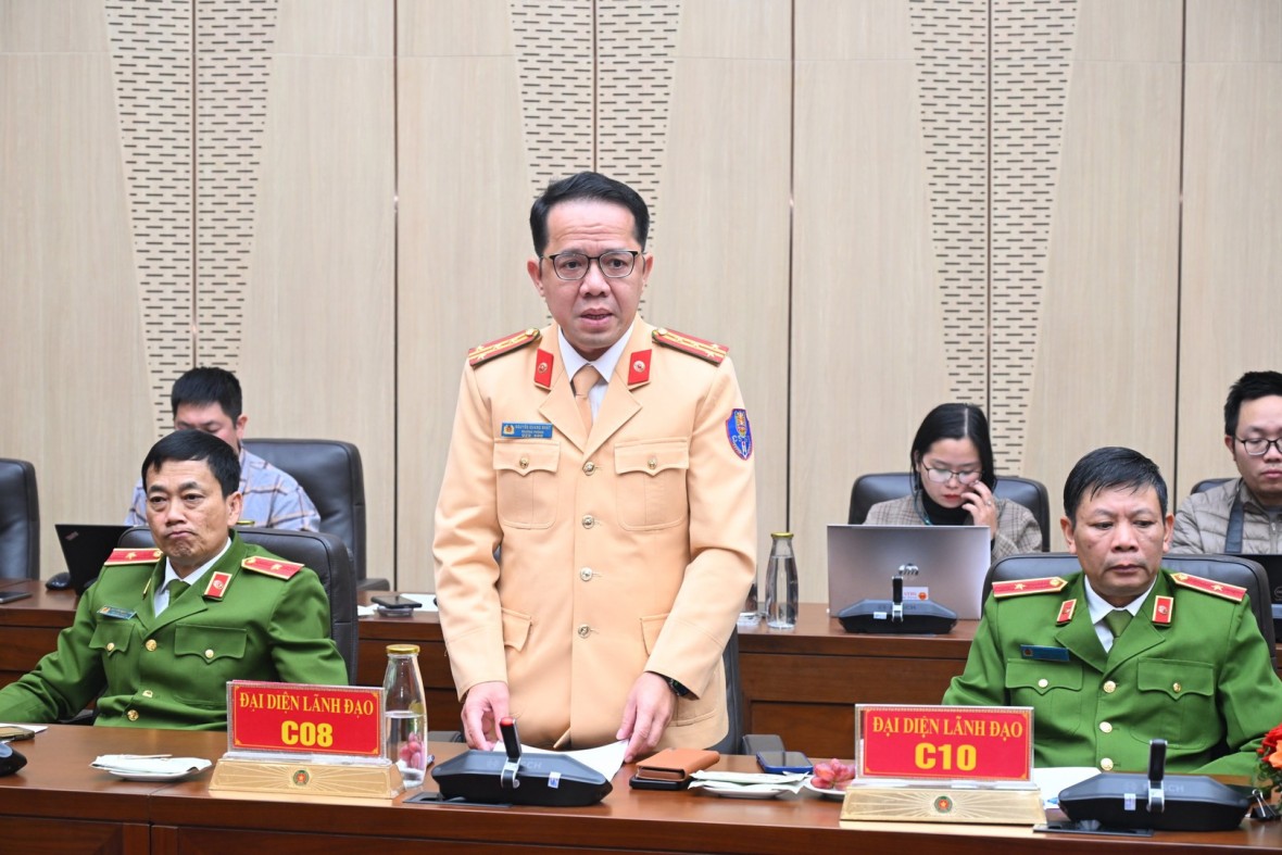 Tăng cường ứng dụng công nghệ vào công tác đảm bảo trật tự, an toàn giao thông Tăng cường ứng dụng công nghệ vào công tác đảm bảo trật tự, an toàn giao thông