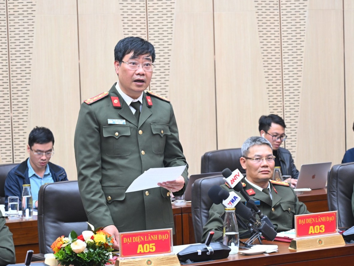 Tăng cường đấu tranh, ngăn chặn tội phạm lừa đảo trực tuyến, lừa đảo xuyên quốc gia Tăng cường đấu tranh, ngăn chặn tội phạm lừa đảo trực tuyến, lừa đảo xuyên quốc gia