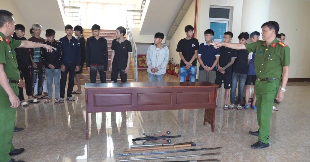 Mang dao, nỏ bắn đạn bi hỗn chiến trong đêm, 9 đối tượng ở Đắk Lắk bị bắt khẩn cấp