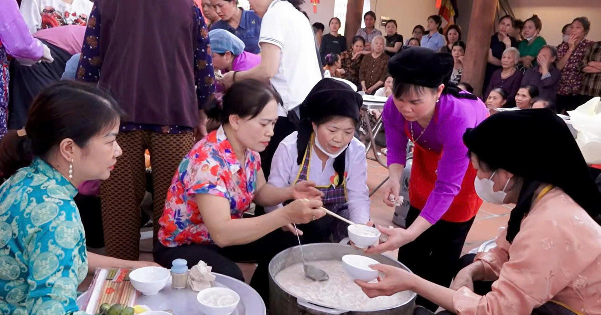 Độc lạ món cháo ăn bằng đũa, thưởng thức một lần nhớ mãi của người dân Đan Phượng!