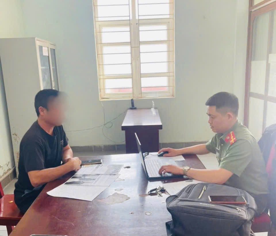 Gỡ bỏ bài viết xuyên tạc bầu cử sau khi được cơ quan chức năng tuyên truyền, nhắc nhở Gỡ bỏ bài viết xuyên tạc bầu cử sau khi được cơ quan chức năng tuyên truyền, nhắc nhở