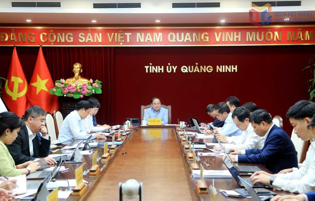 Quảng Ninh đặt mục tiêu GRDP 2026 vượt 13%, thu 100.000 tỷ Quảng Ninh đặt mục tiêu GRDP 2026 vượt 13%, thu 100.000 tỷ