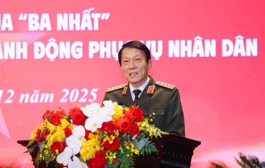 Đại tướng Lương Tam Quang - Ủy viên Bộ Chính trị, Bí thư Đảng ủy Công an Trung ương, Bộ trưởng Bộ Công an - phát biểu tại buổi lễ