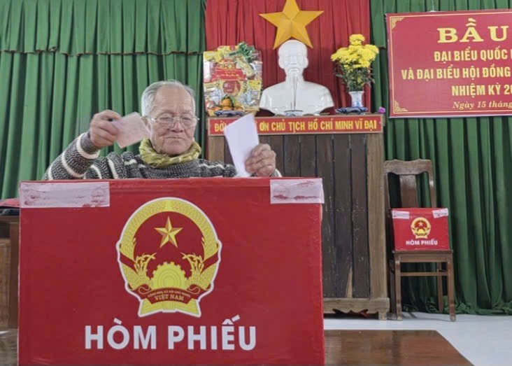 Hơn 2,2 triệu cử tri Đắk Lắk nô nức tham gia bầu cử Hơn 2,2 triệu cử tri Đắk Lắk nô nức tham gia bầu cử