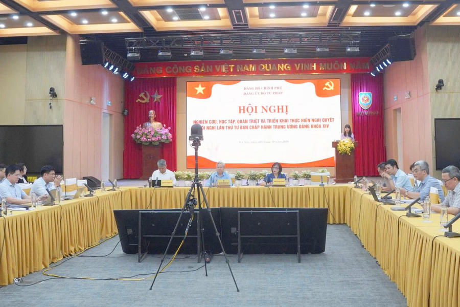 Quang cảnh Hội nghị tại điểm cầu chính- Bộ Tư pháp. Ảnh: PV