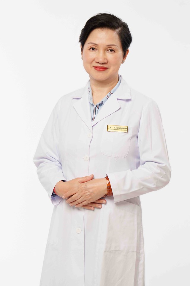 Ch&acirc;n dung b&aacute;c sĩ Nguyễn Thị T&acirc;n Sinh.