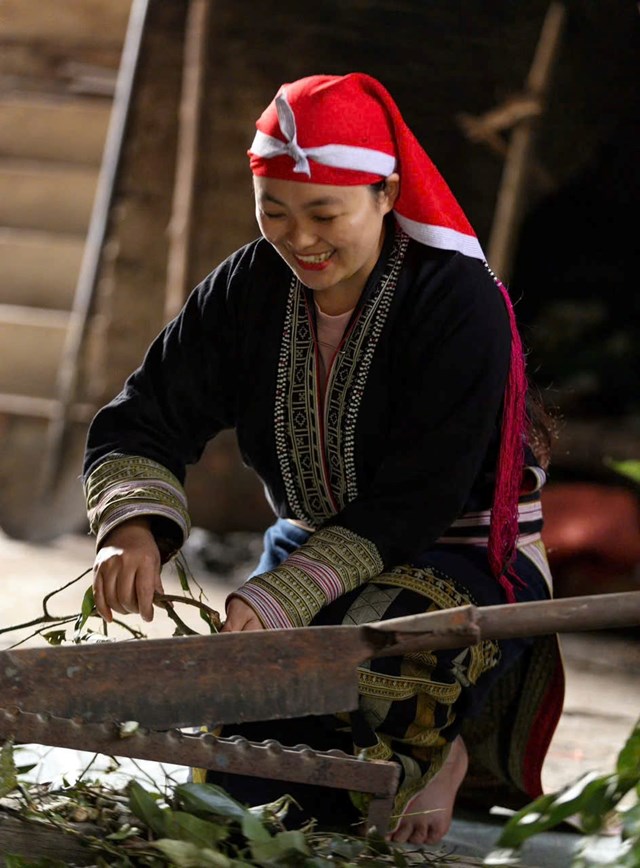 X&atilde; Tả Ph&igrave;n c&oacute; kho t&agrave;ng tri thức d&acirc;n gian độc đ&aacute;o, dịch vụ tắm thuốc thảo dược người Dao đỏ nổi tiếng trong nước v&agrave; Quốc tế