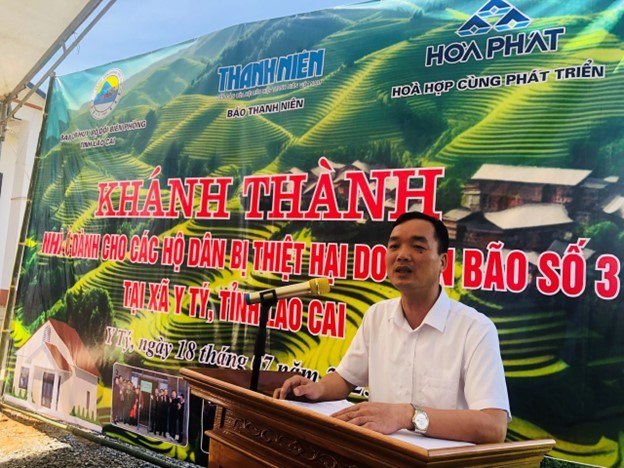 &nbsp;&Ocirc;ng T&ocirc; Văn Thanh, B&iacute; thư Đảng uỷ x&atilde; Y T&yacute; (trước đ&acirc;y l&agrave; A L&ugrave;) cảm ơn sự hỗ trợ của H&ograve;a Ph&aacute;t để b&agrave; con c&oacute; nh&agrave; khang trang, ki&ecirc;n cố &nbsp;