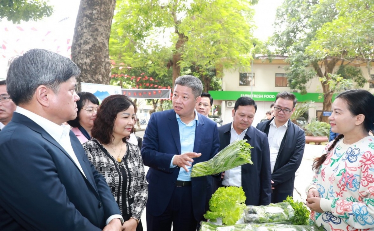 Bảo đảm an toàn thực phẩm phục vụ người tiêu dùng Thủ đô