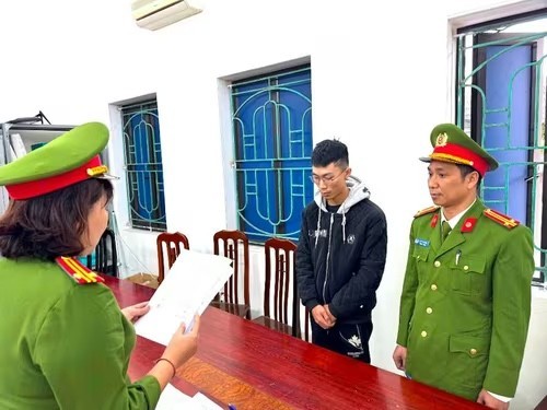 Tự ý sản xuất pháo nổ để bán, nam thanh niên bị khởi tố