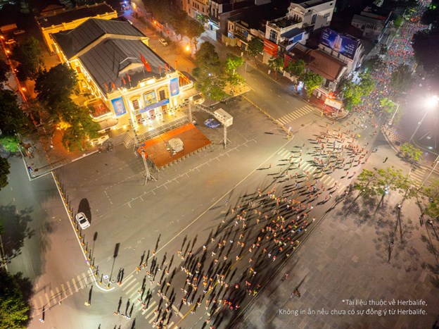 Herbalife Việt Nam tiếp tục tài trợ giải Marathon VnExpress Hải Phòng nhằm khuyến khích lối sống năng động lành mạnh - Ảnh 2 Herbalife Việt Nam tiếp tục tài trợ giải Marathon VnExpress Hải Phòng nhằm khuyến khích lối sống năng động lành mạnh - Ảnh 2