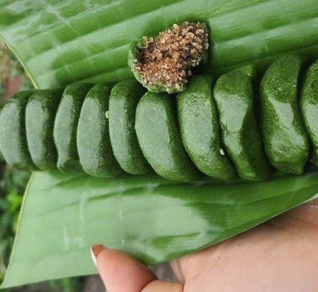 Đặc sản bánh ngải Lạng Sơn: Thức quà quê tinh túy từ đôi bàn tay người phụ nữ Bình Gia Đặc sản bánh ngải Lạng Sơn: Thức quà quê tinh túy từ đôi bàn tay người phụ nữ Bình Gia