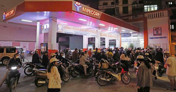 Giá xăng tăng trong đêm, xăng RON 95 -III lên 29.120 đồng/lít