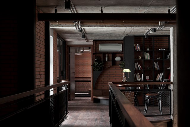 Căn penthouse đậm chất 'ngông' của một người chủ có trái tim nghệ sĩ - Ảnh 8