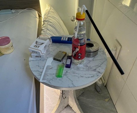 An Giang: Tạm giữ đối tượng có hành vi “Giao cấu với người dưới 16 tuổi” và “Tổ chức sử dụng trái phép chất ma túy” An Giang: Tạm giữ đối tượng có hành vi “Giao cấu với người dưới 16 tuổi” và “Tổ chức sử dụng trái phép chất ma túy”