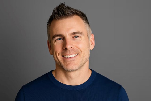 Dan Martell: Doanh nhân công nghệ biến thất bại tuổi trẻ thành đế chế triệu đô - Ảnh 1