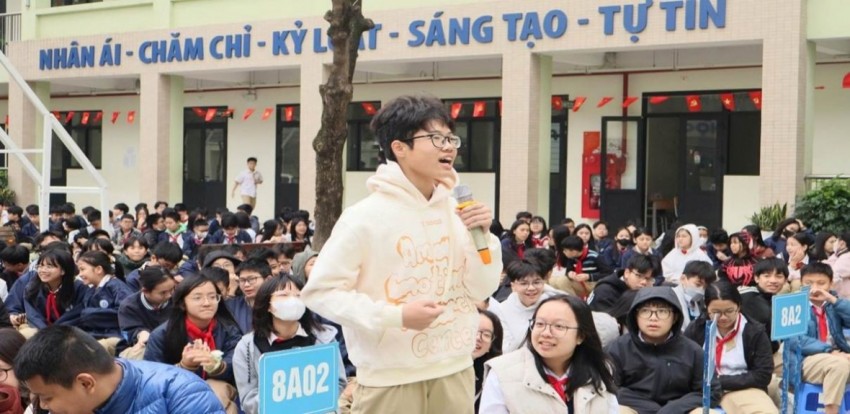 Công an phường Đống Đa tuyên truyền, phổ biến giáo dục pháp luật tại trường học