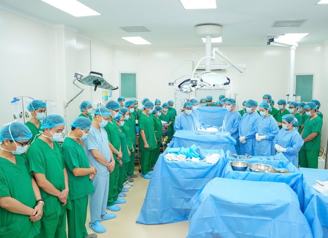 Bệnh viện Đại học Y Dược TP. Hồ Ch&iacute; Minh xin được b&agrave;y tỏ l&ograve;ng tri &acirc;n s&acirc;u sắc v&agrave; th&agrave;nh k&iacute;nh nhất đến người hiến tạng v&agrave; gia đ&igrave;nh.