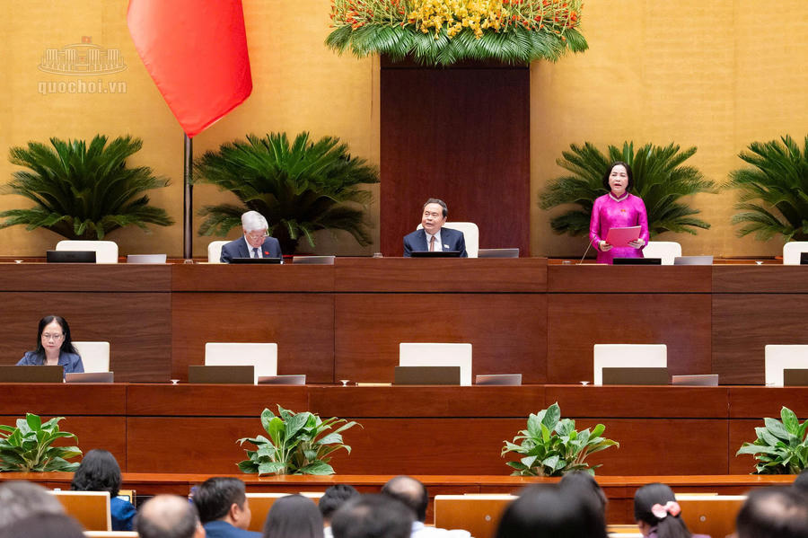 Chủ tịch Quốc hội Trần Thanh Mẫn chủ trì kỳ họp và Phó Chủ tịch Quốc hội Nguyễn Thị Thanh điều hành phiên thảo luận. Ảnh: Quochoi.vn